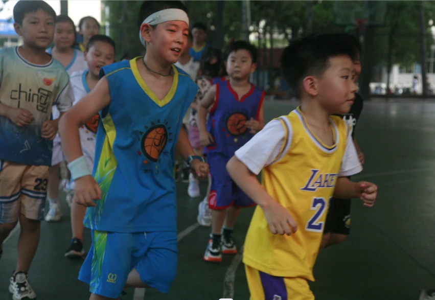 前锋如何通过心理训练增强比赛信心_0